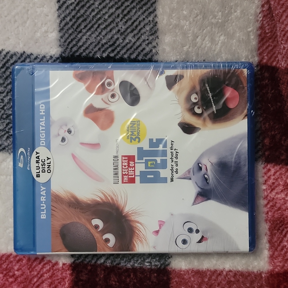 Blue-ray dvd the secret life of pets